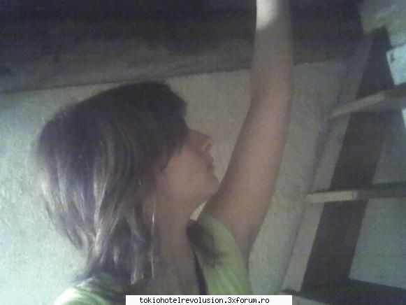lil' ugleeh mhe! deci pot urata mi`e mila voi noah vreau pareri totuji