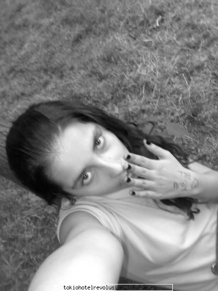 valitzuca cika sunt emo    