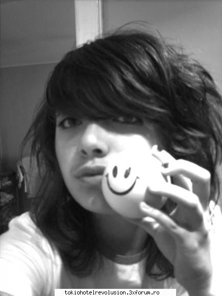 catalina aici...cik sa-l pup smiley    