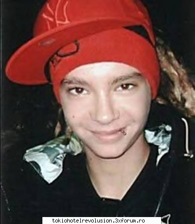 tom dulce aici 