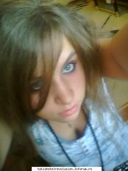 subiectu' me! nex pics around   [scuzatzi decolteu'