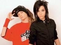 happy b-day twins! multi ani cresteti mari        