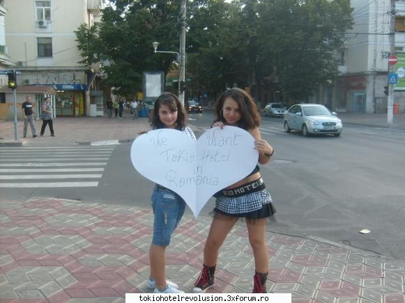 juli kay danke poza primul tokio hotel street team din galati   8->eu mea