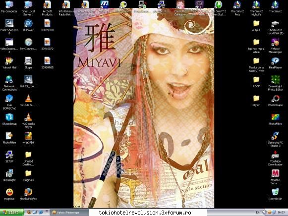 cum arata desktopul vostru :-"i luv