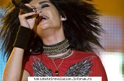 bill lantisorul misterios lantisorul aici afara    