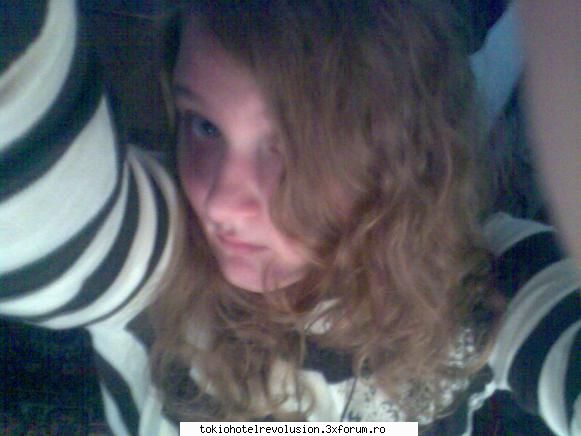 moi...just pozeeee