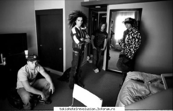 tokio hotel prea mare poza :-??