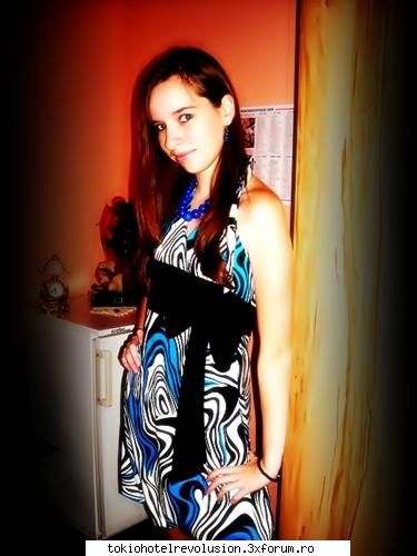 hop eu!:)) eram geo acasa[o deghizam toate rochille care aveam avea Administrator Fanclub