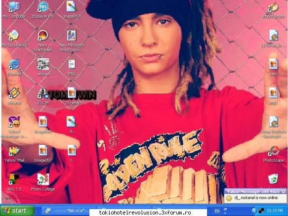 cum arata desktopul vostru asa arata desktopu` meu acuuum     nu-l mai schimb: ador poza