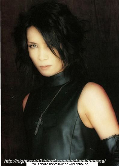 moi dix mois yucapoi jtiu despre cheama hiroki fujimotok naskut octombrie 1981..adik are ani...sa