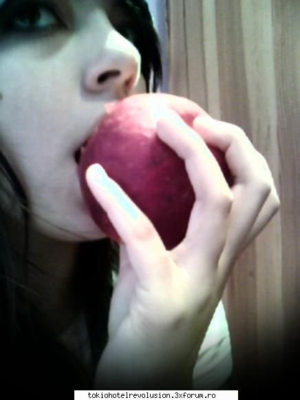 catalina mai poza doar mar stiu mi-a venit fac poza marul,dar fost despre twilight dsi iata poza