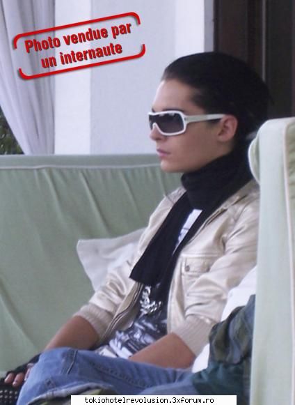 funn with bill reporter: dragi fani, bill kaulitz s-a tuns scurt^^b: mamata s-o tuns scurt :-wr: