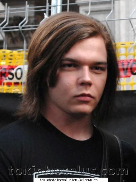 georg aici este cand tuns el..