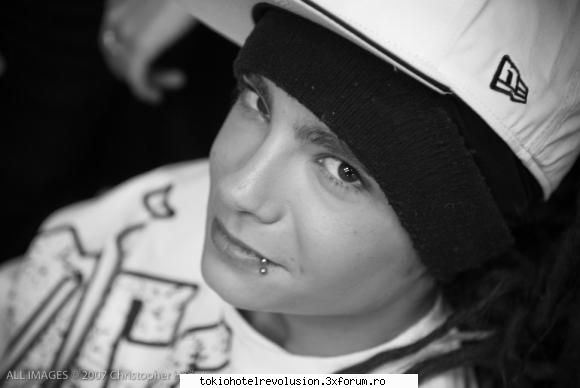 teenager love woooooow tare-i ficul tau jurrr !!! l-am citit atata placere emotie ... zici fii fost