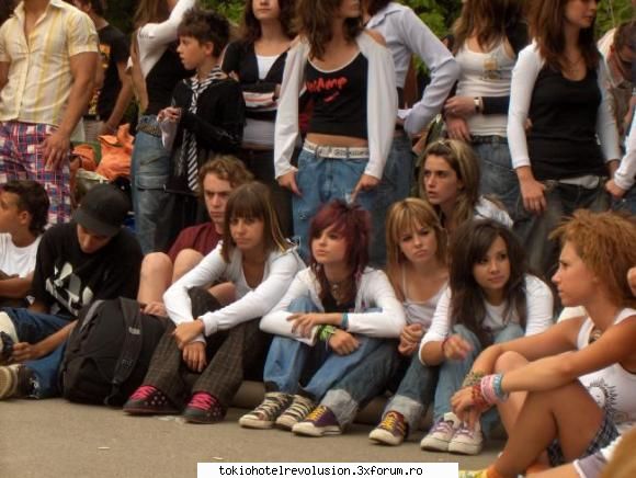 ^^.zurly puff.^^ [img]