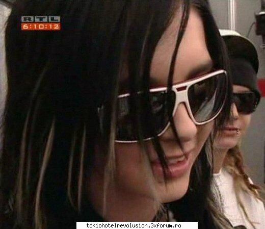 bill designer prea acord imbraca tot nici isi asorteaza designer mai bun vede totul dincolo