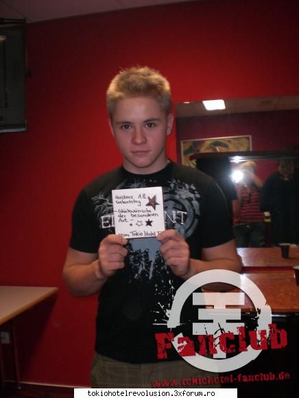 viata adolescent gustav