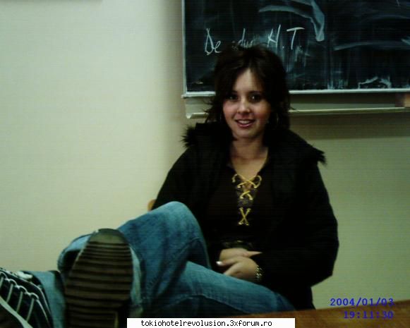 h3....c fecti jtii mi`am sters topicu poze...da pun again poze mn......va bex sisele mele froum da`