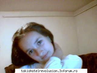 gabriela tocmai m-am vretzi stitzi cum arat....am ani shi sunt din neamtz shi fan tokio hotel...ma