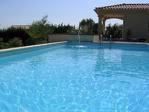 cred poti fii iubita mea piscina din exterior