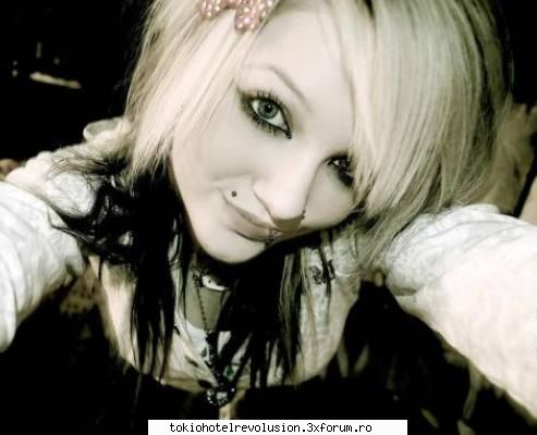 never come true hai pun ptr.  dupa vorbit ashley mers fata scolii unde ne-a preluat vreo minute