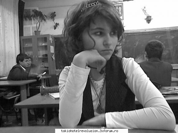 cunoastem! like teh fact that y`all here listen dont alll.i`m mcr person all =3. emoness sux and