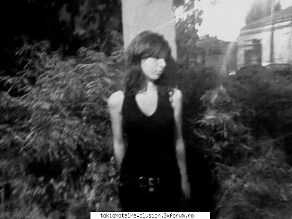 xxxme the stupid girlxxx alb-negru