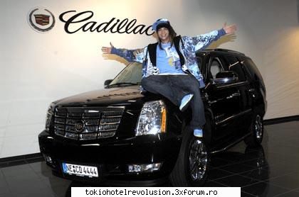 cadillac escalade masina lui pare tom si-a luat permisul si-a cumparat imi sigura isi cumpara masina