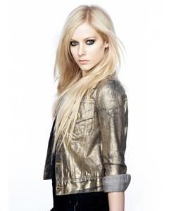 avril lavigne hmm imi place avril cum canta imi plac mel astea noi dar mai mishto sunt cele vechi