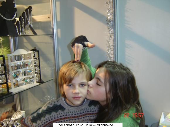 still kid:) eu.. frati-miu