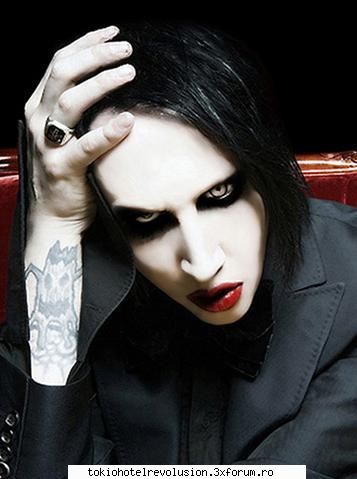 marilyn manson hey fetelor fitzi atenteshy mie inceputh s'a paruth nashpa shy chiar groaza marilyn