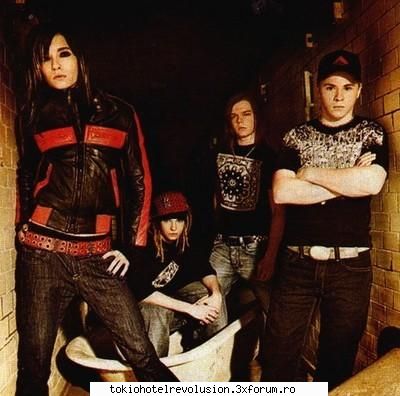 tokio hotel tom faci loc acolo cada??  