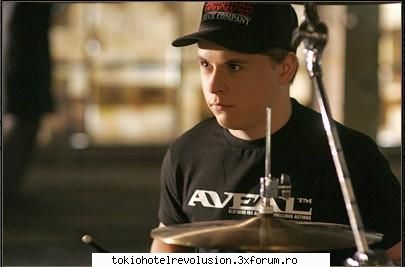 diferent but the same gustav