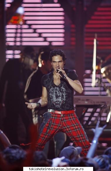 hot not hot uitatil alfonso rbd...in timpul pantaloni sio tras          