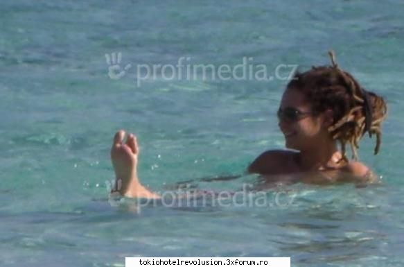 tom kaulitz intrun cuvant tom:va plce decep am?bill:da las taia tom:bah bagat cineva sema fanele hai