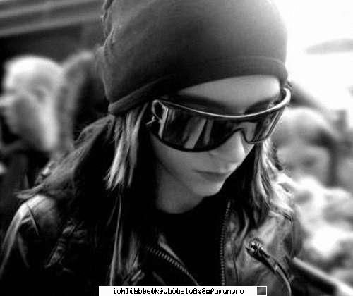 ~bill`s current favorite song~ klumea rau mel.....ii potriveste