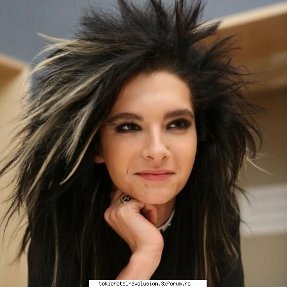 course i'm sinner! bill kaulitz geamanul lui tom. deseori ciudat, bill isi iubeste sora. rocker