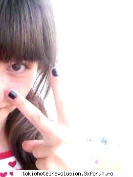 meee;) peaceeeeee