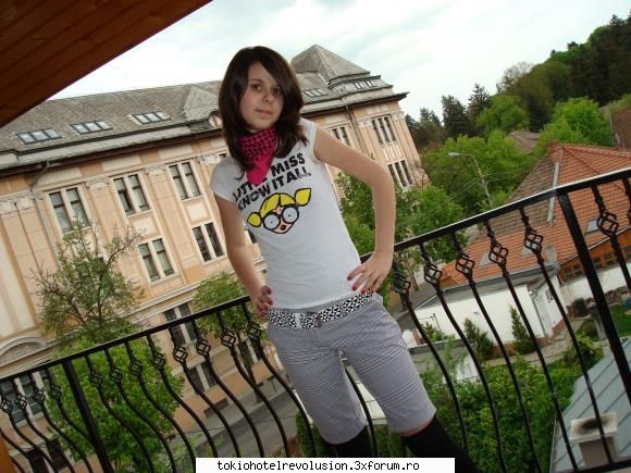 just me.^^i`m phantom moaca poza asta