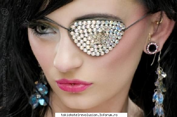 hot not not srry dar oribila cand umbla paris