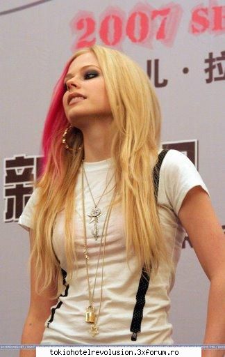 avril lavigne a.v.r.i.l rullz