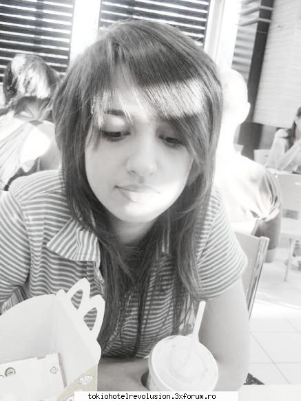 <3misfit.O_0.<3 - dah` nus chiar asa de cute`. whatever`.. ink o - Fotografii cu utilizatorii