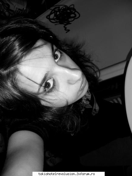 <3misfit.O_0.<3 - shi aici la fel - Fotografii cu utilizatorii
