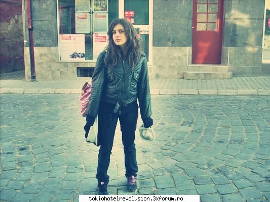 *A U R O L A C A* - thnx girls:D okay eu am fost pana la sighisoara - Fotografii cu utilizatorii