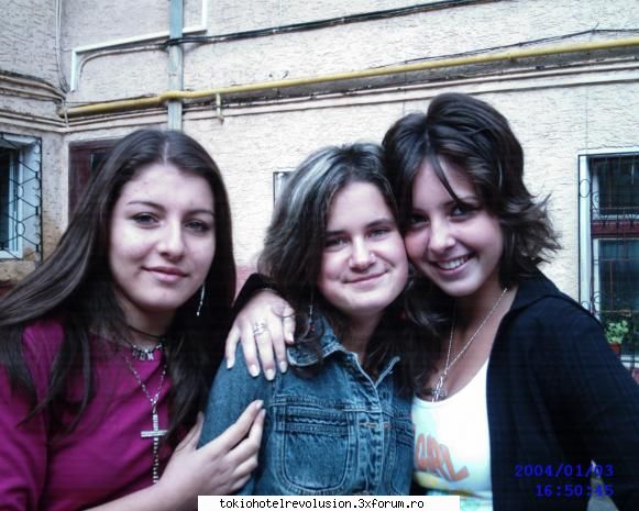 ..::..AnoTHeR GUrl..(^_^)...::.. - Cu 2 colege d cls - Fotografii cu utilizatorii