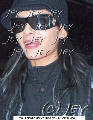 Bill-natural - machiat nemachiat cu muschi sau fara tot mumos - Bill Kaulitz