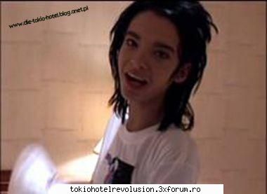 Bill-natural - e scumpic si cu si fara machiaj - Bill Kaulitz
