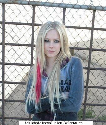 Blood memories - Hilary-cea mai buna prietena a lui Ellisabeth,e - Fan Fiction