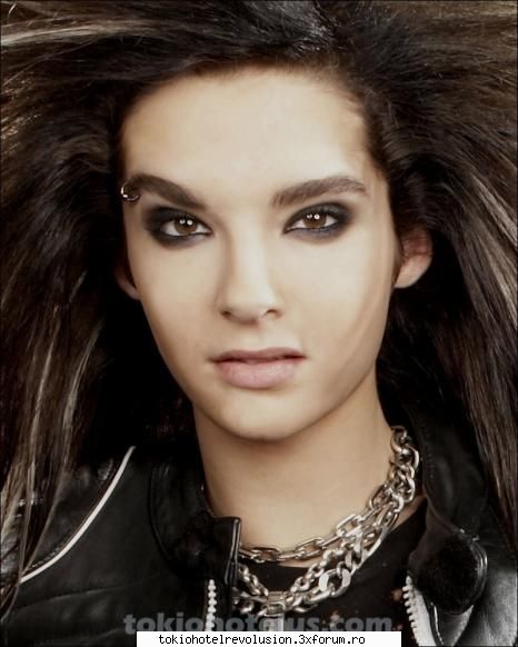 Breakin' the habbit - Bill(17)-fratele geaman a lui tom si solistul - Fan Fiction