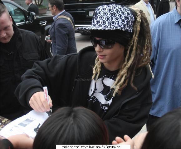 Cum arata desktopul vostru ? - atunci ia id meu...gya_love_twin_kaulitz4ever - Discuţii